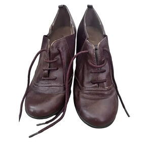 A2 By Aerosoles Red Leather Upper Lace Up Ankle Heel Boots Size 7.5